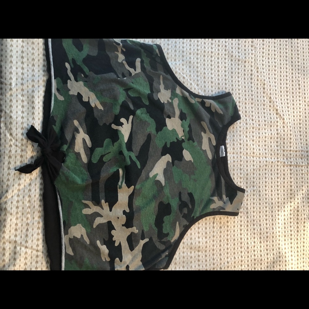 Army crop top